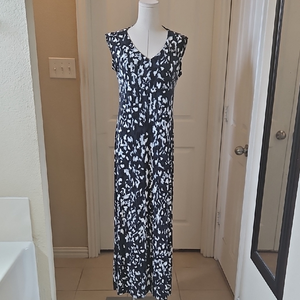 Apt. 9 Black and White Sleeveless Sheath Maxi Dress